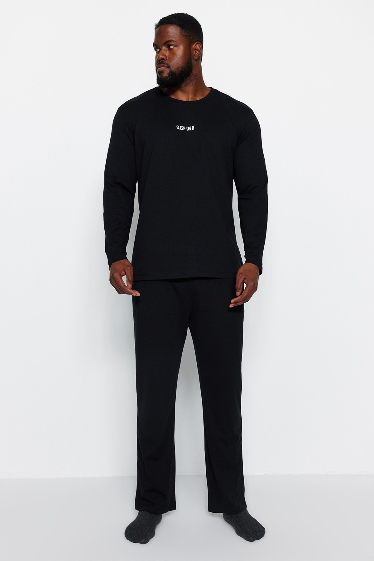 Trendyol Men's Black Regular/Regular Cut, Printed Knitted Plus Size Pajamas Set.