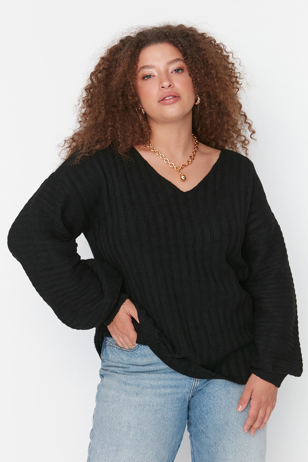 Trendyol Plus Size Black Lace Detailed V-Neck Knitwear Sweater