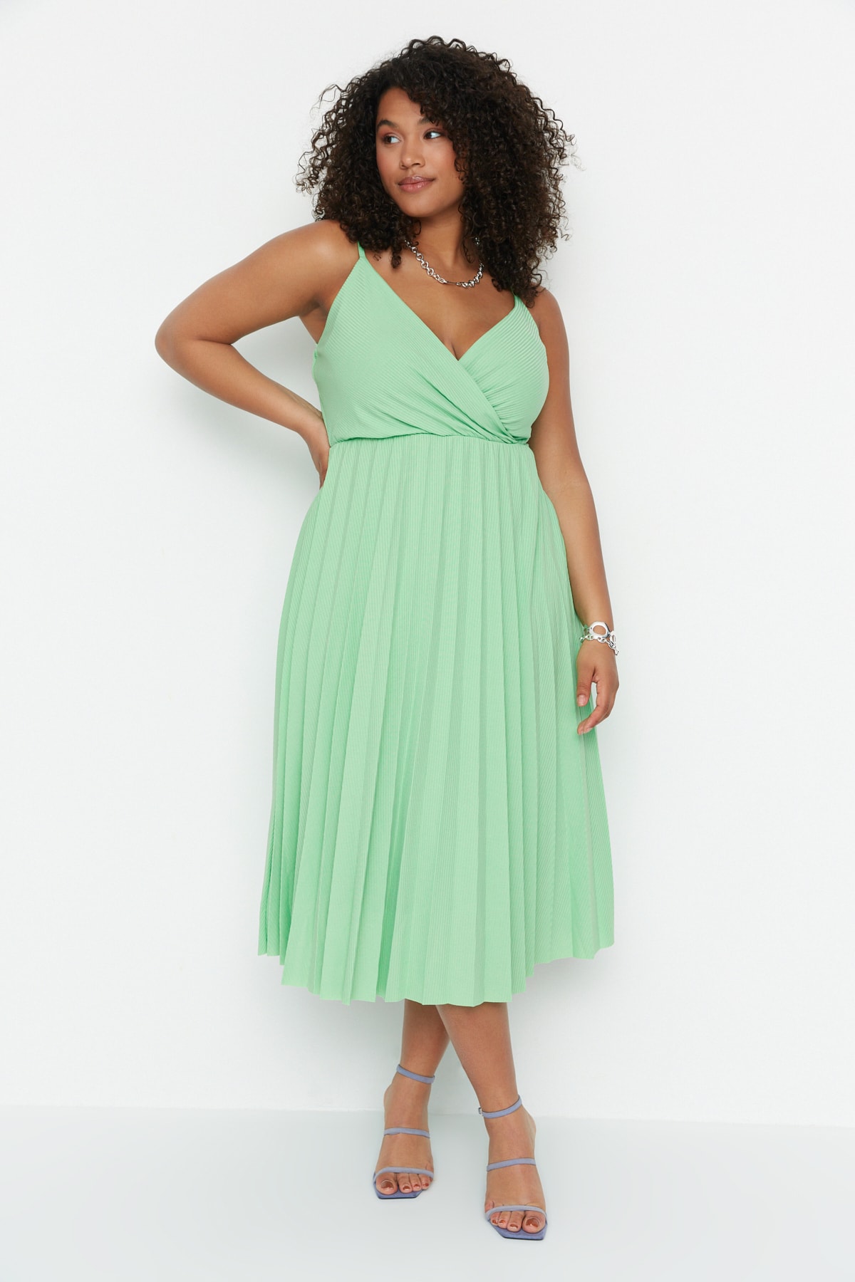 Trendyol Plus Size Green A-line Knitted Double Breasted Collar Pleated Dress