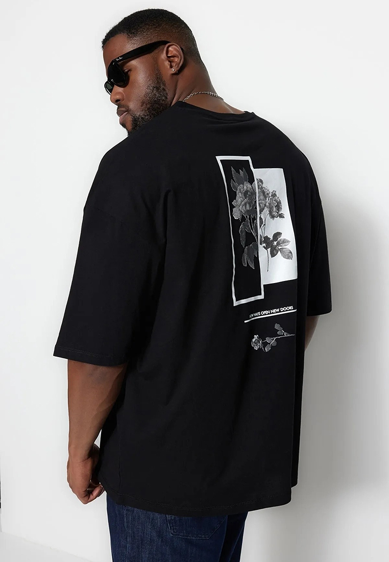 Trendyol Black Men's Plus Size Oversize/Wide Cut, Comfortable Floral Printed 100% Cotton T-Shirt