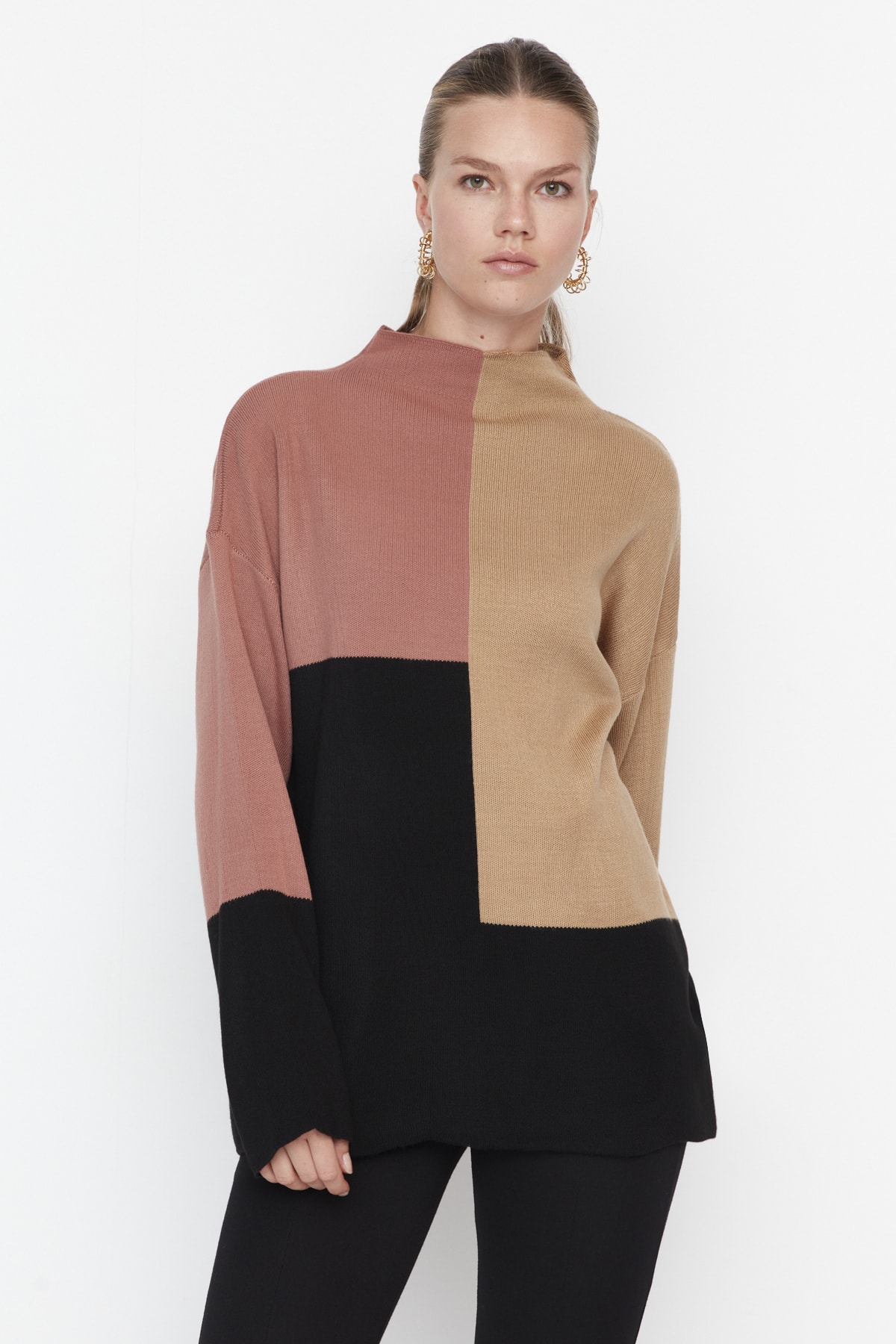 Trendyol Light Brown Color Block Stand Up Collar Knitwear Sweater