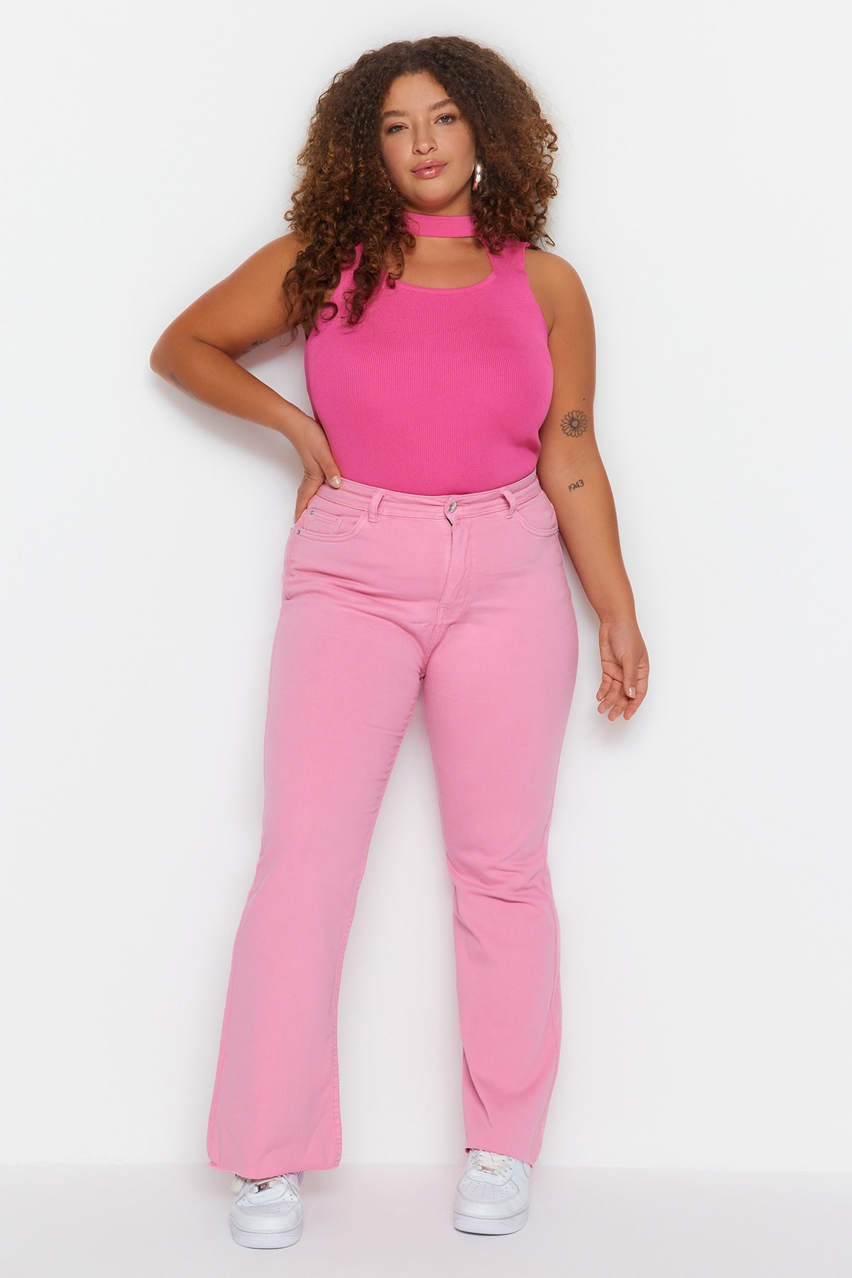 Trendyol Plus Size Pink High Waist Cropped Leg Jeans