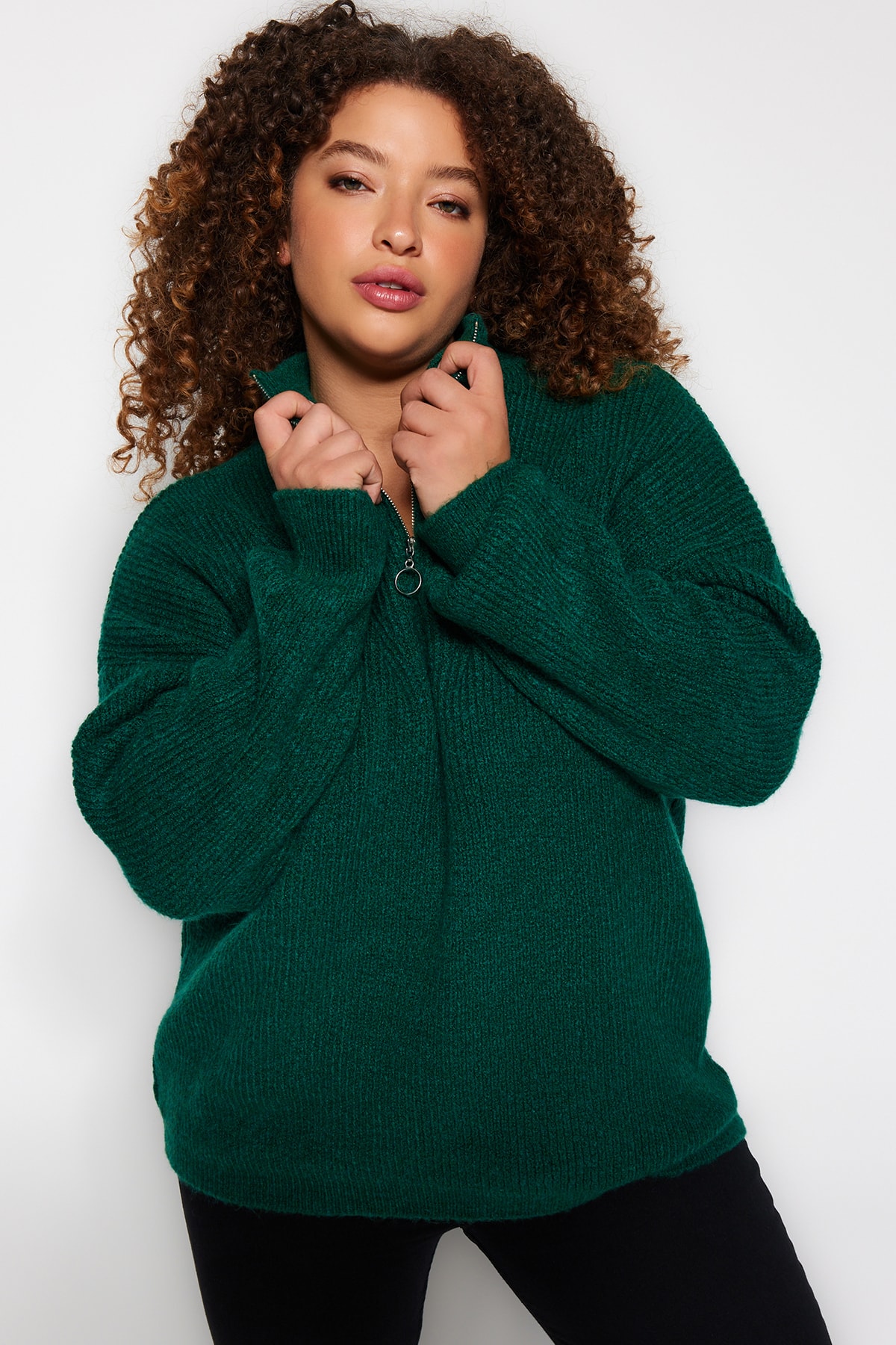 Trendyol Plus Size Green Zip-Up Knitwear Sweater