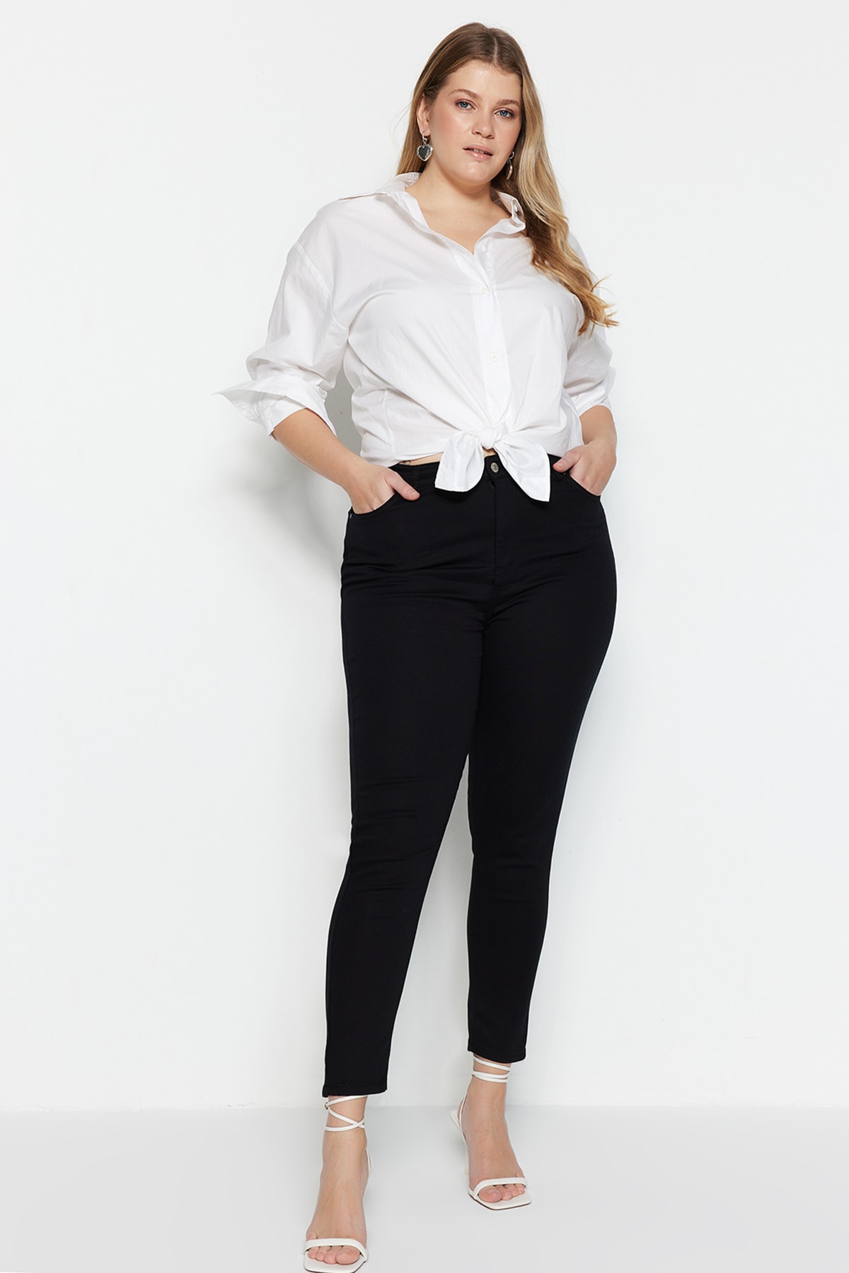 Trendyol Plus Size Black High Waist Flexible Skinny Jeans