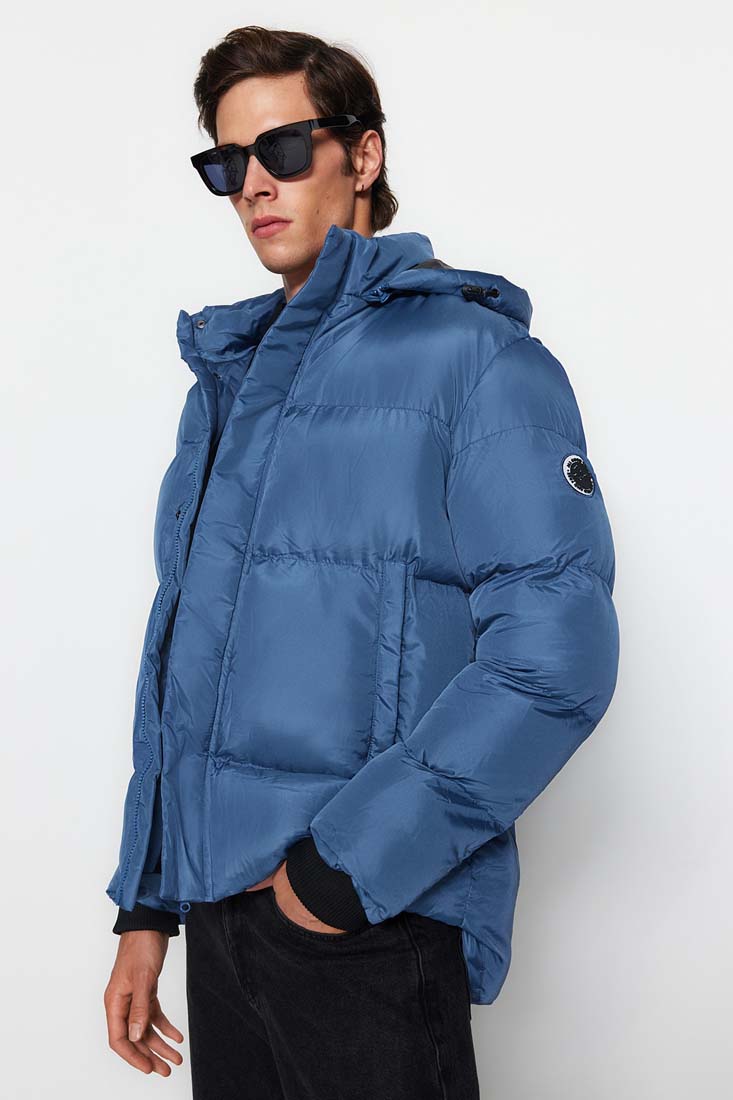Trendyol Petrol Men's Regular Fit Coat with Arms, Detachable Hood, Water and Wind-Resistant Winter Coat.