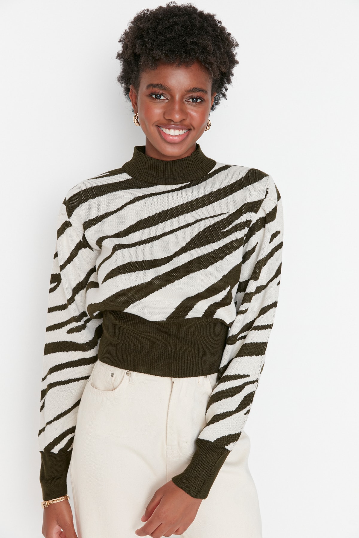 Trendyol Zebra Patterned Crop Sweater