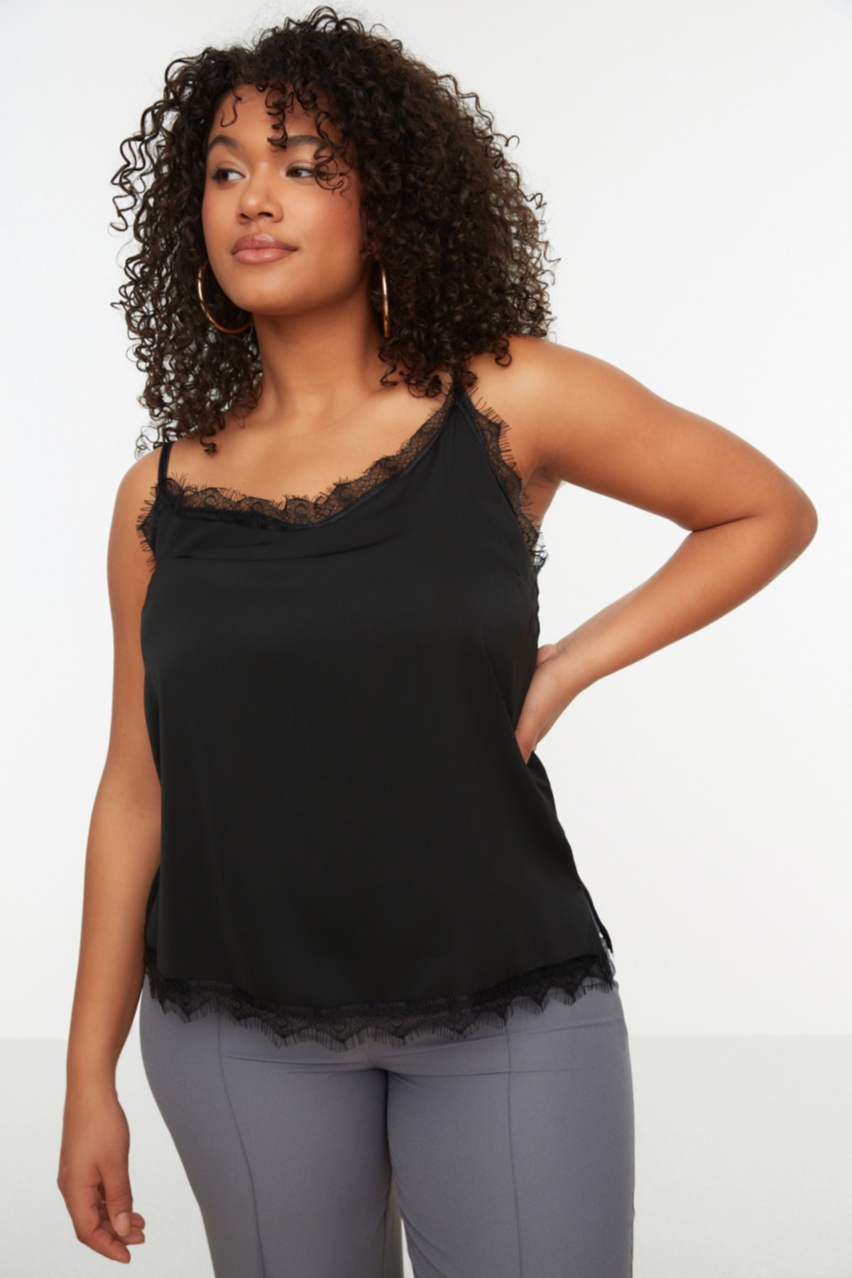 Trendyol Plus Size Black Knitted Strapless Blouse with Lace
