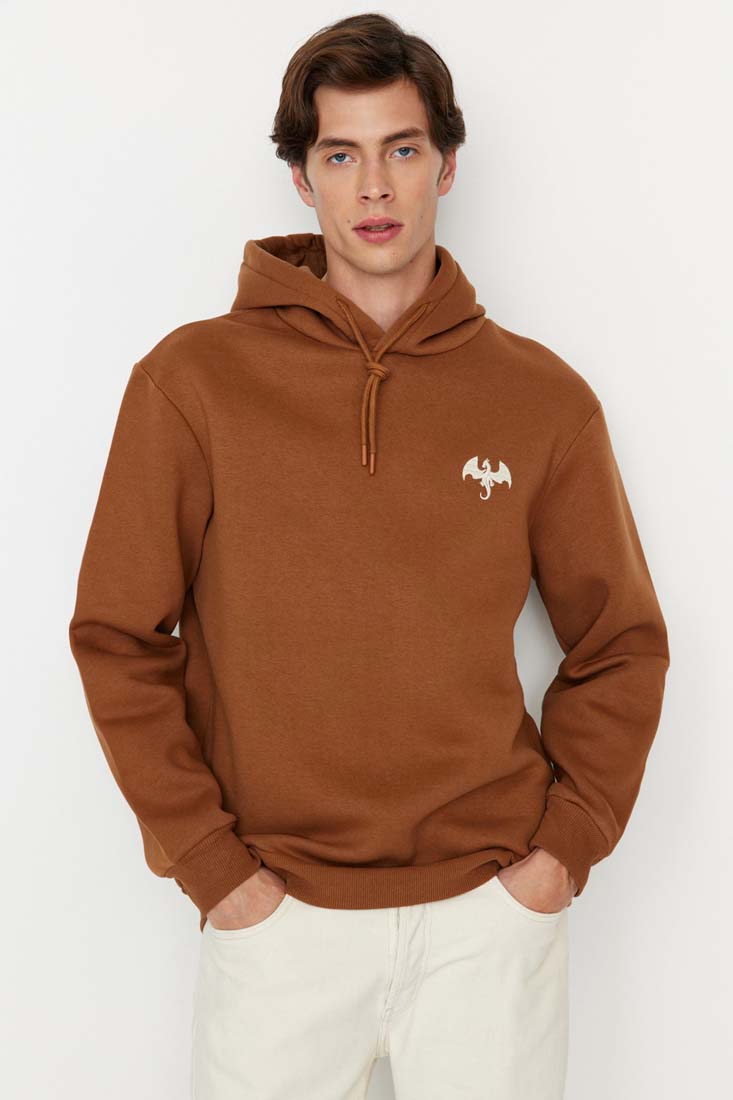 Trendyol Brown Men's Regular/Regular Cut Sweatshirt with Animal Embroidery and a Soft Pillowcase