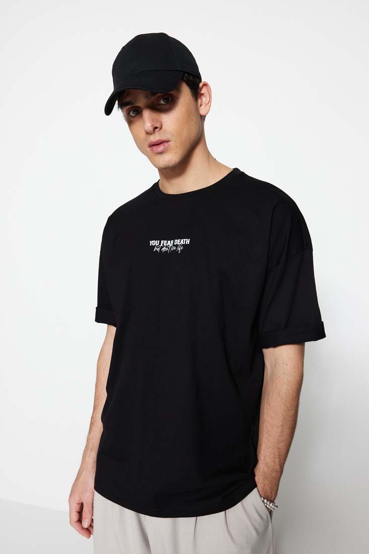 Trendyol Black Men's Oversize/Wide Cut Crew Neck Short Sleeved Text Printed 100% Cotton T-Shirt.