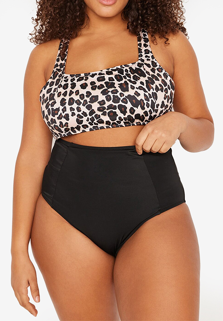 Trendyol Black Plus Size Bikini Bottom