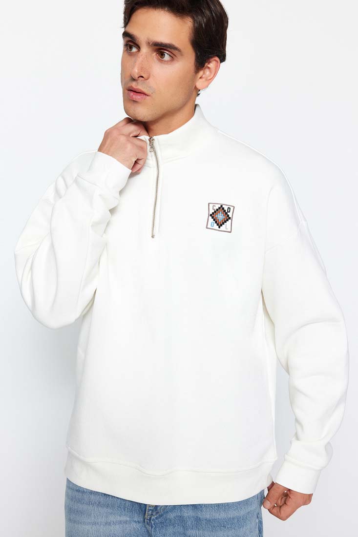 Trendyol Ecru Men's Oversize Zipper Stand-Up Collar with Embroidery Detail, Soft Pillow Inside, Cotton Sweatshirt.