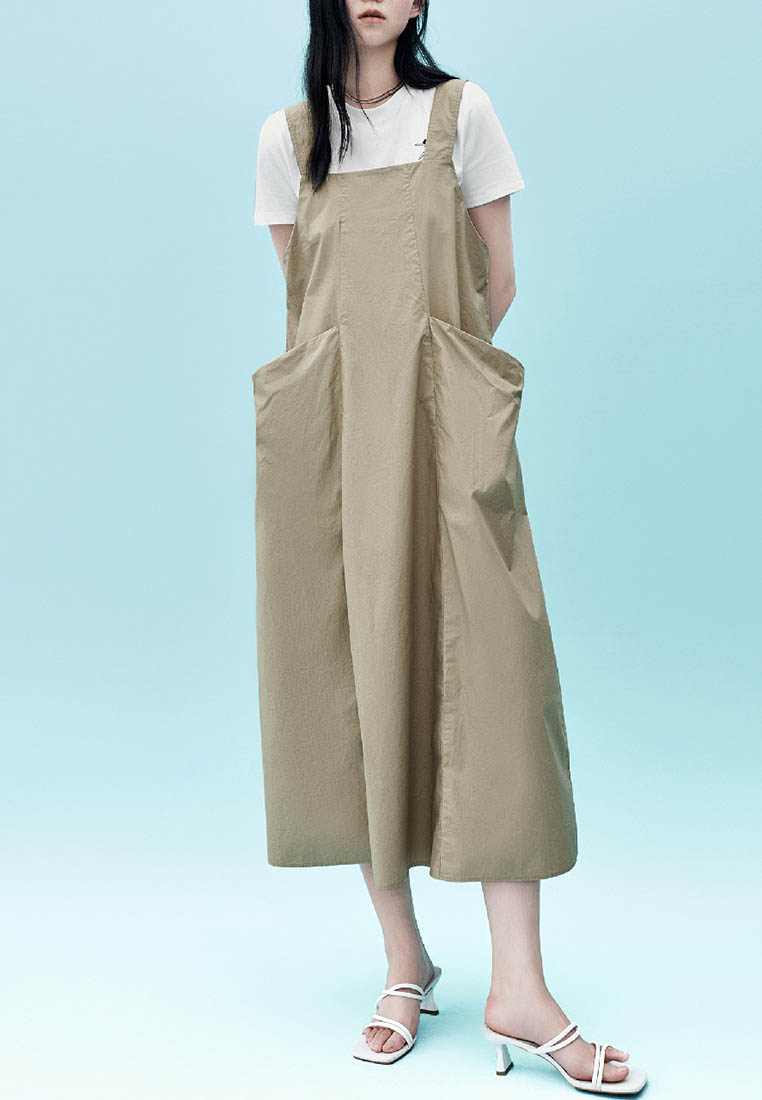 Urban Revivo UR夏季新款女裝設計感日系工裝口袋方領寶藏連衣裙UWU732114