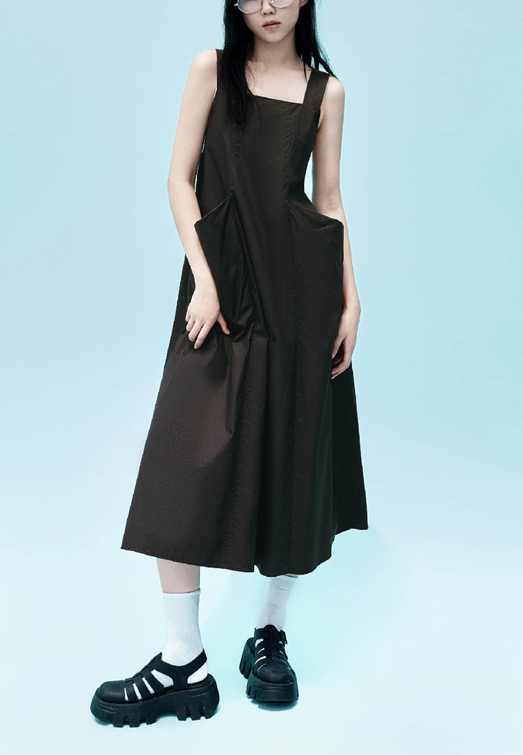 Urban Revivo UR夏季新款女裝設計感日系工裝口袋方領寶藏連衣裙UWU732113