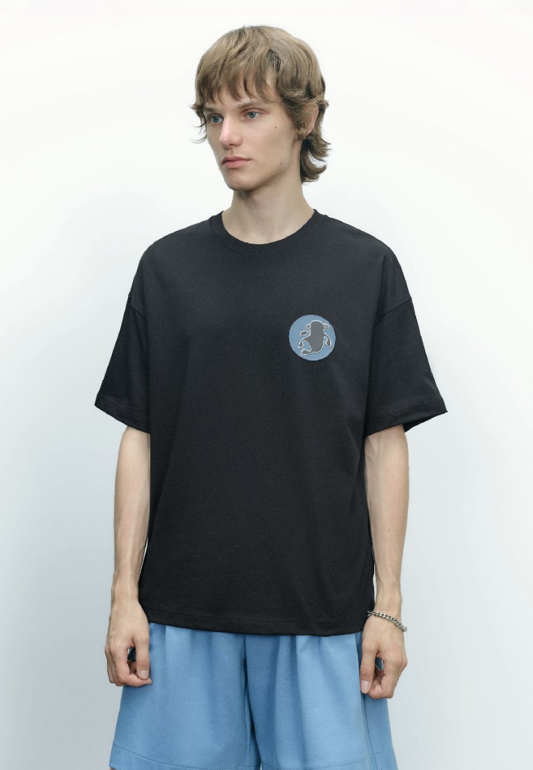 Urban Revivo 男裝休閒風撞色圖案貼布章棉質薄短袖T恤