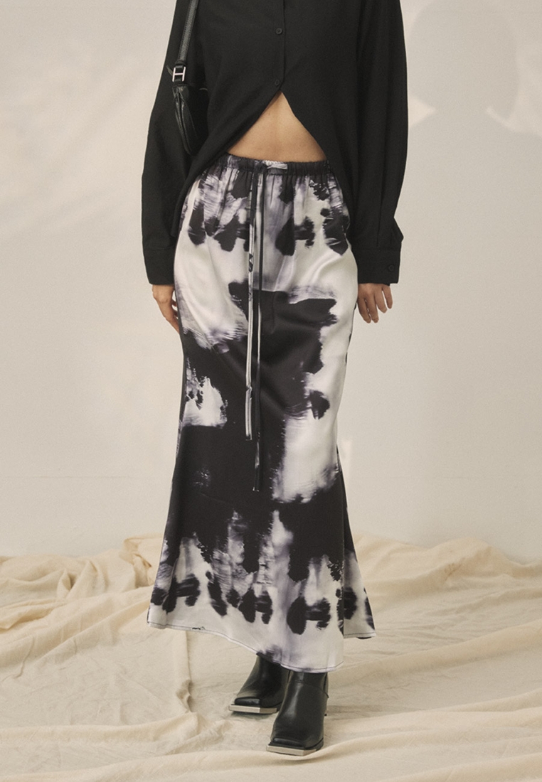 X.O.X.O. Drawstring Smudge Fishtail Maxi Skirt